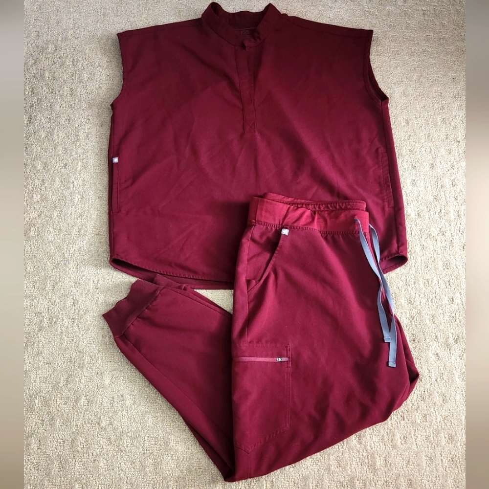 FIGS burgundy red rafeala scrub top (lrg) & zamora joggers (2XL) Matching Set! - Picture 2 of 11